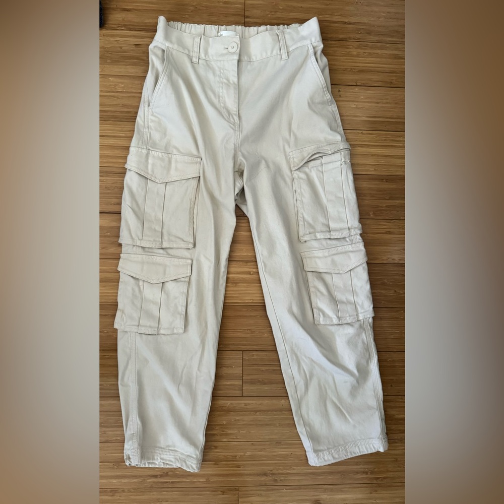 Oak and Fort Creme Cropped Cargo Pants
